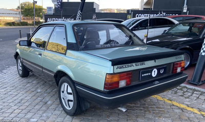 Opel Ascona C 1.6 SR