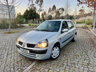 Renault Clio II Fase II 1.2 16v