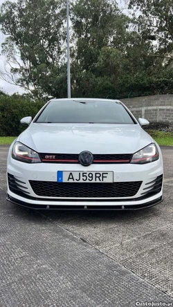 VW Golf GTI DSG