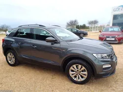 VW T-Roc ...