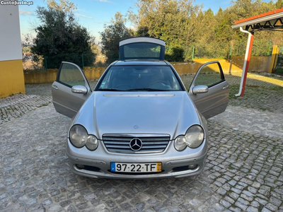 Mercedes-Benz C 220 220 Cdi (203 706)