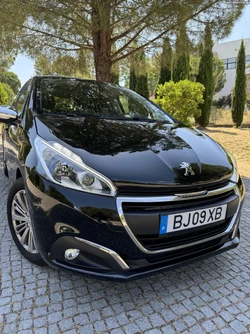 Peugeot 208 1.200