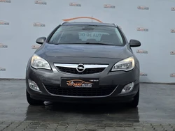 Opel Astra 1.7 CDTi Cosmo