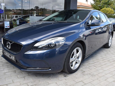 Volvo V40 1.6 D2 Momentum Powershift Eco