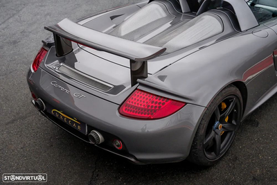 Porsche Carrera GT Standard