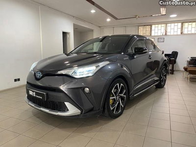 Toyota C-HR 1.8 Hybrid SQUARE Collection Garantia até 2031