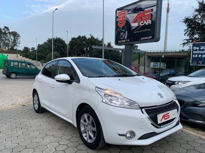 Peugeot 208 1.4 HDi Active