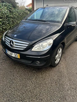 Mercedes-Benz B 200 cdi