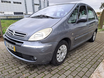 Citroën Xsara Picasso)