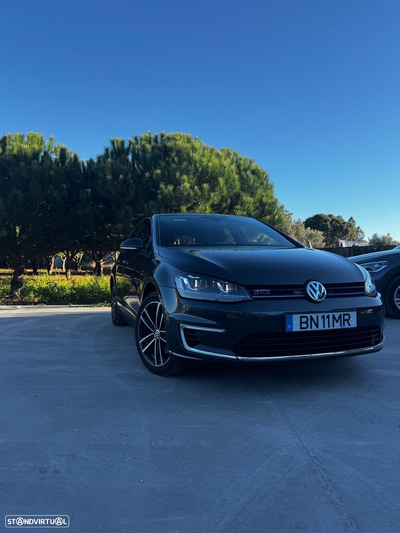 VW Golf 1.4 GTE Plug-in