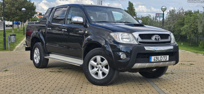 Toyota Hilux 3.0 D-4D 4WD  CD Trac. PM + EP