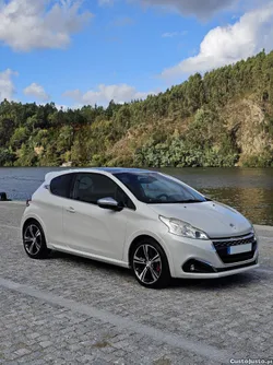 Peugeot 208 GTI eTHP 208cv 2016 - Escape C/Válvula