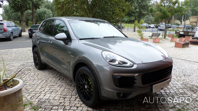 Porsche Cayenne Coupé S E-Hybrid de 2016