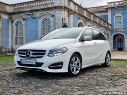 Mercedes-Benz B 180 Nacional automático 89 mil km