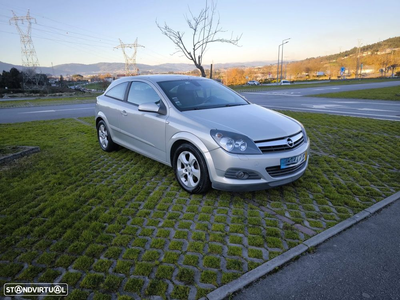 Opel Astra GTC 1.3 CDTi