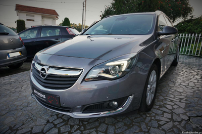 Opel Insignia Sports Tourer 1.4 T EXECUTIVE S/S