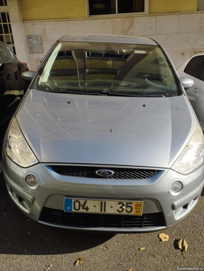 Ford S-Max Titanium