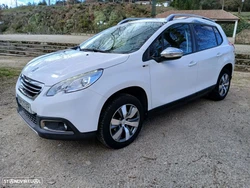 Peugeot 2008 1.2 PureTech Style