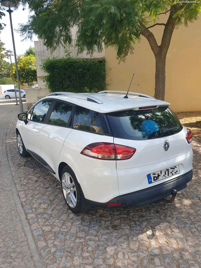 Renault Clio Sports Tourer