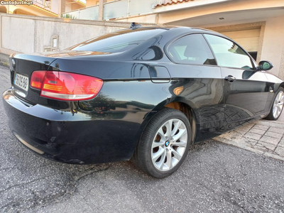 BMW 320 É 92 coupé