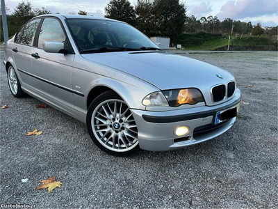 BMW 320 PACK SPORT