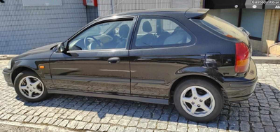 Honda Civic 1.5 VTEC 3p