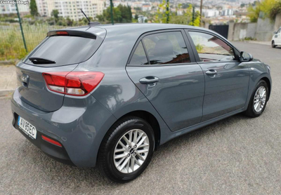 Kia Rio 1.2 DYNAMIC 84 CV 2022 (garantia até 2029)