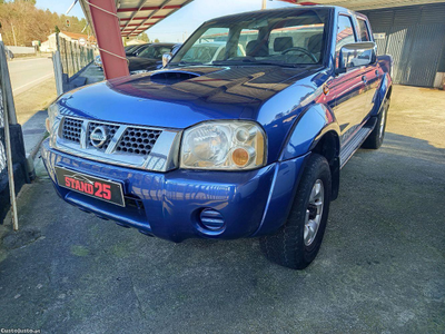 Nissan Navara 2.5 TD