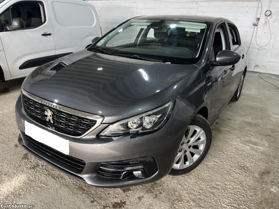 Peugeot 308 1.5 BlueHDi sty