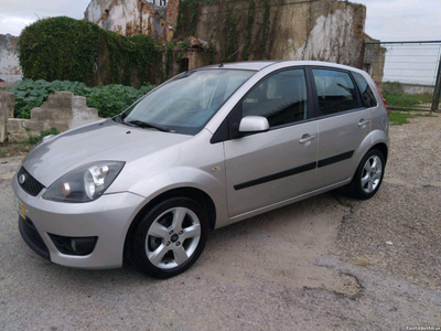 Ford Fiesta Ford fiesta 1.4cc