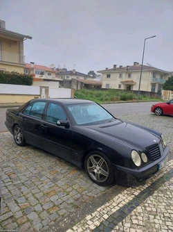 Mercedes-Benz E 270 CDI