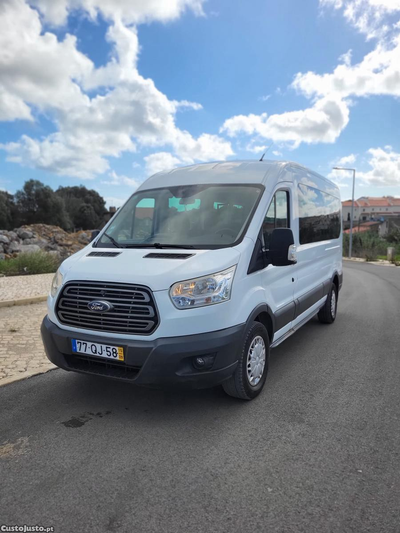 Ford Transit 9 lugares longa 2.2