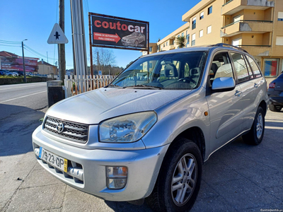 Toyota RAV4 2.0 i   Com   AC   Viatura  Nacional