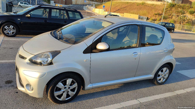 Toyota Aygo 5 portas