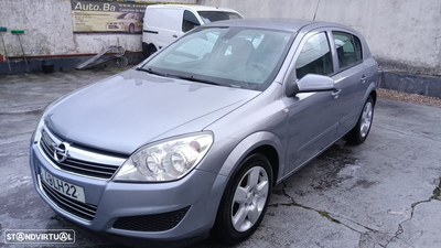 Opel Astra 1.3 CDTi Edition