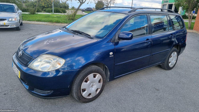 Toyota Corolla um Dono  em bom estado