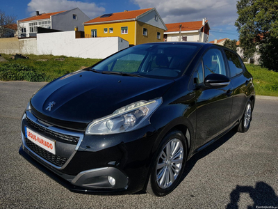 Peugeot 208 1.6 HDi 102cv GPS Nacional