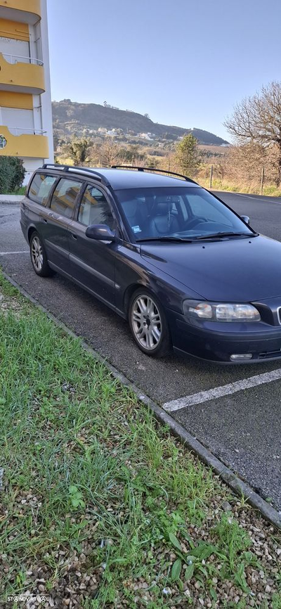 Volvo V70 T5