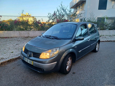 Renault Scénic 1.5 DCI