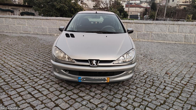 Peugeot 206 1100 gasolina