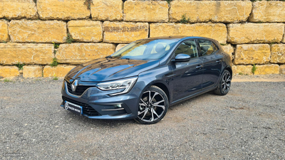 Renault Mégane 1.5 Blue dCi Intens EDC