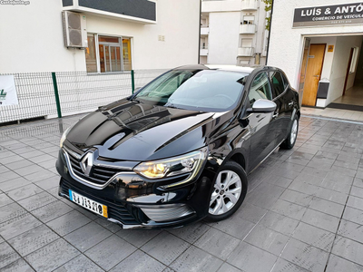 Renault Mégane 1.3 Limited 115CV