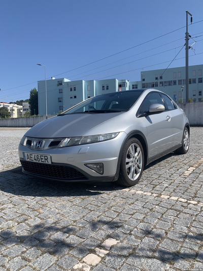 Honda Civic 1.8 sport