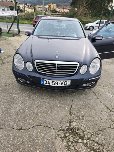 Mercedes-Benz E 220 elegance NACIONAL