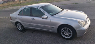 Mercedes-Benz C 220 CDI elegance