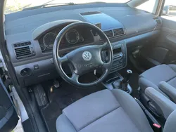 Volkswagen Sharan 1.9 TDi Highl AC+TA Tip