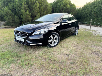 Volvo V40 1.6 D2 Momentum