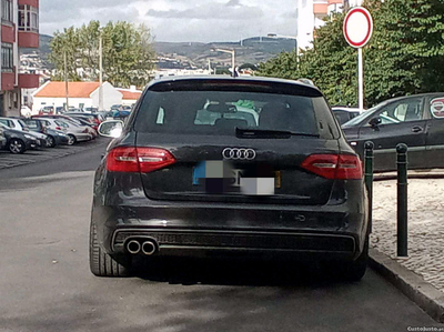 Audi A4 2.0 TDI Sline