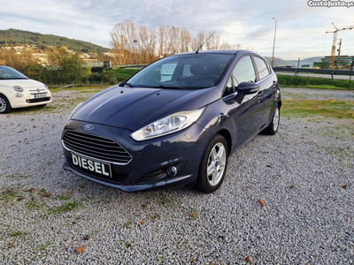 Ford Fiesta 1.5 TDCi Titanium Nacional