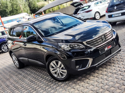 Peugeot 5008 1.2 PureTech EAT8